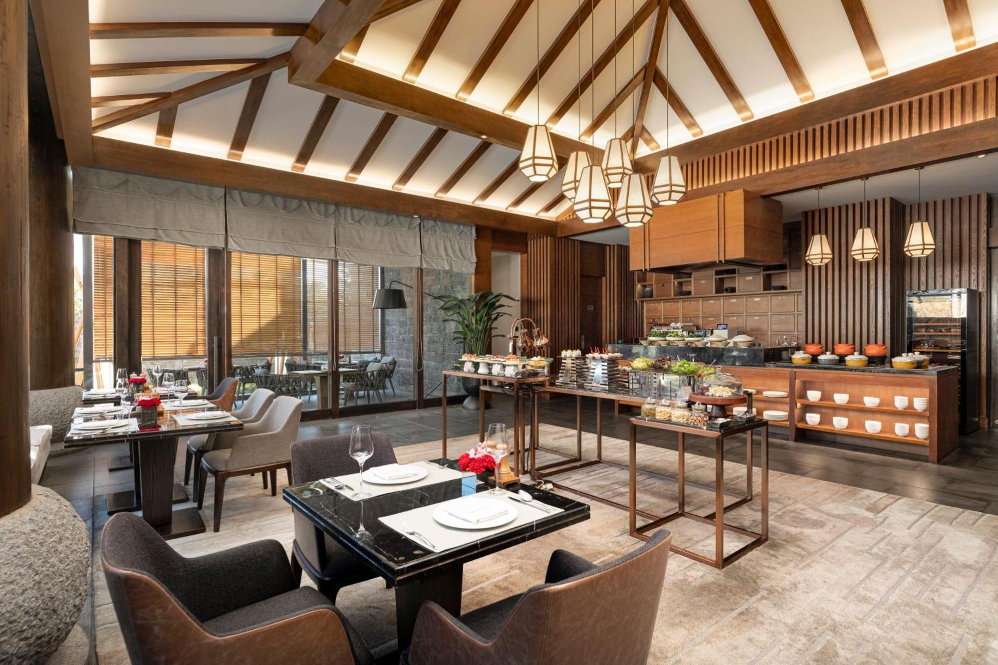 Intercontinental Lijiang Ancient Town Resort By Ihg מראה חיצוני תמונה